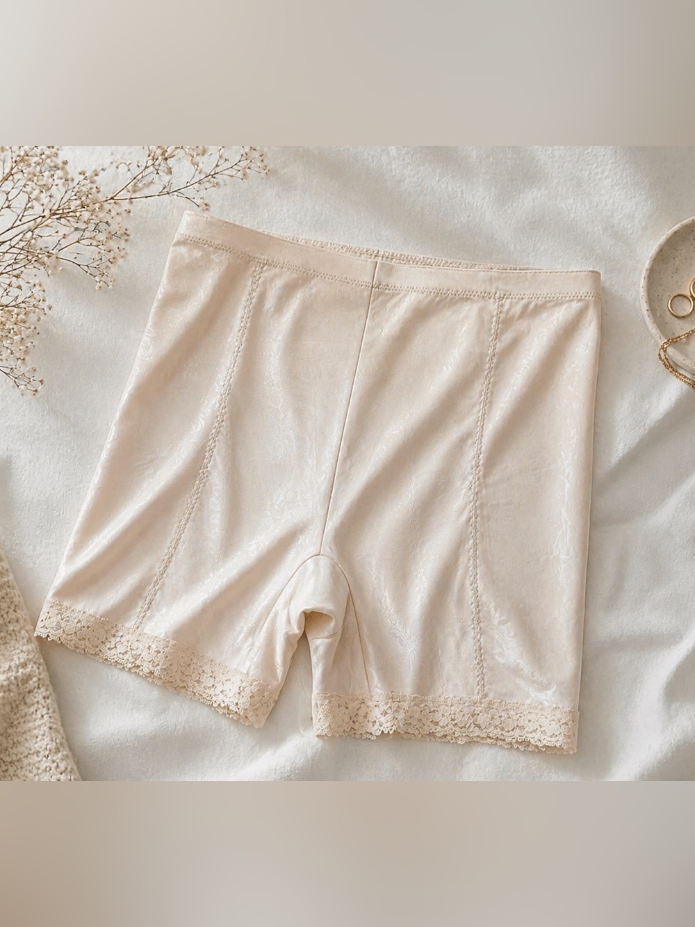 Flexees Maidenform Shapewear Shorts 2X Blush Nude Smoothing Slip Shorts NWT